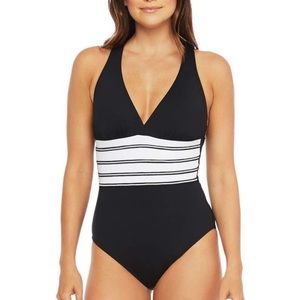 La Blanca Zig Zag Crossback Black/White One-Piece Swimsuit Size 12